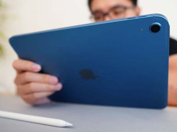 iPad Air 4 M1 10.9 inch (2020) Wifi 64GB 99% 10 ipad camera